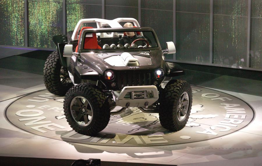  Jeep Hurricane concept 2005 года  (фото 2 из 58)